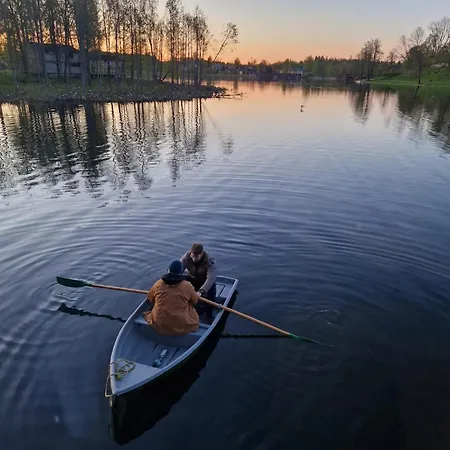 Bed&boat Two-story Boathouse On Lake+boat Апартаменты *